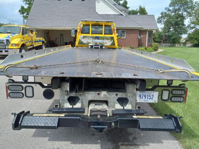 flatbed towing for small to medium size vehicles